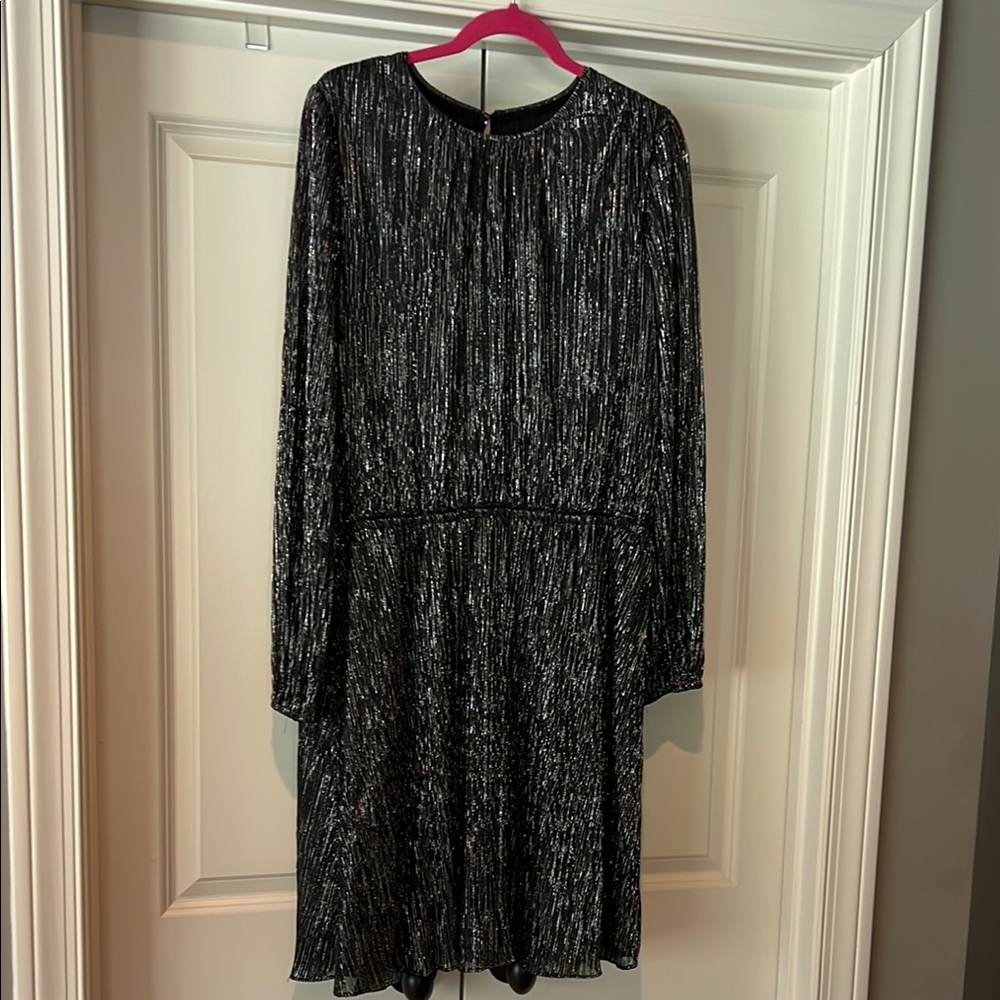 White House Black Market Black Silver Sheath Dress w/Bishop Sleeves XL worn once